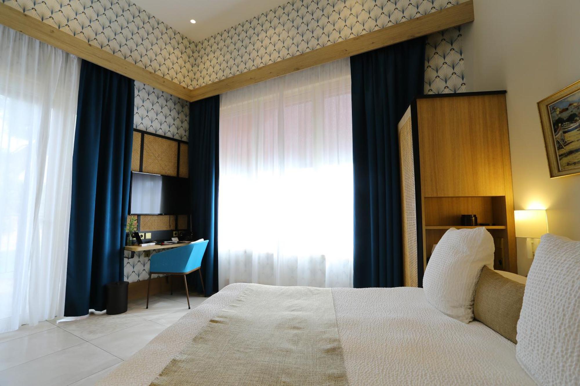 Splendid Hotel & Spa Bandol Bagian luar foto
